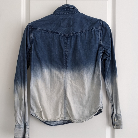 American Eagle Denim Shirt - Picture 2 of 3